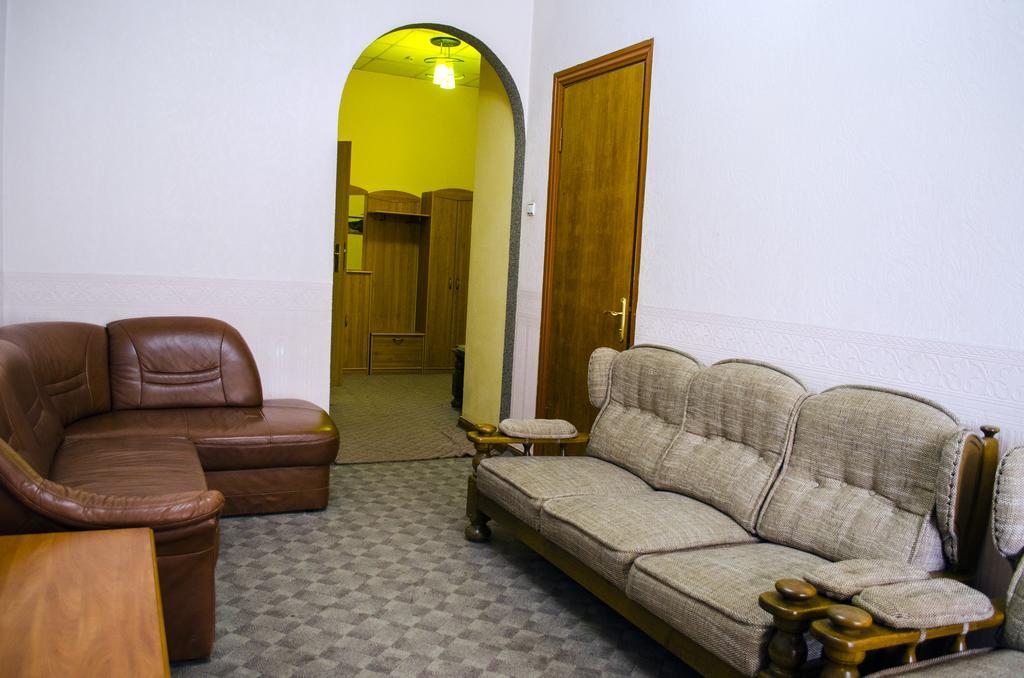 Filvarki-Centre Kamianets Podilskyi Bagian luar foto